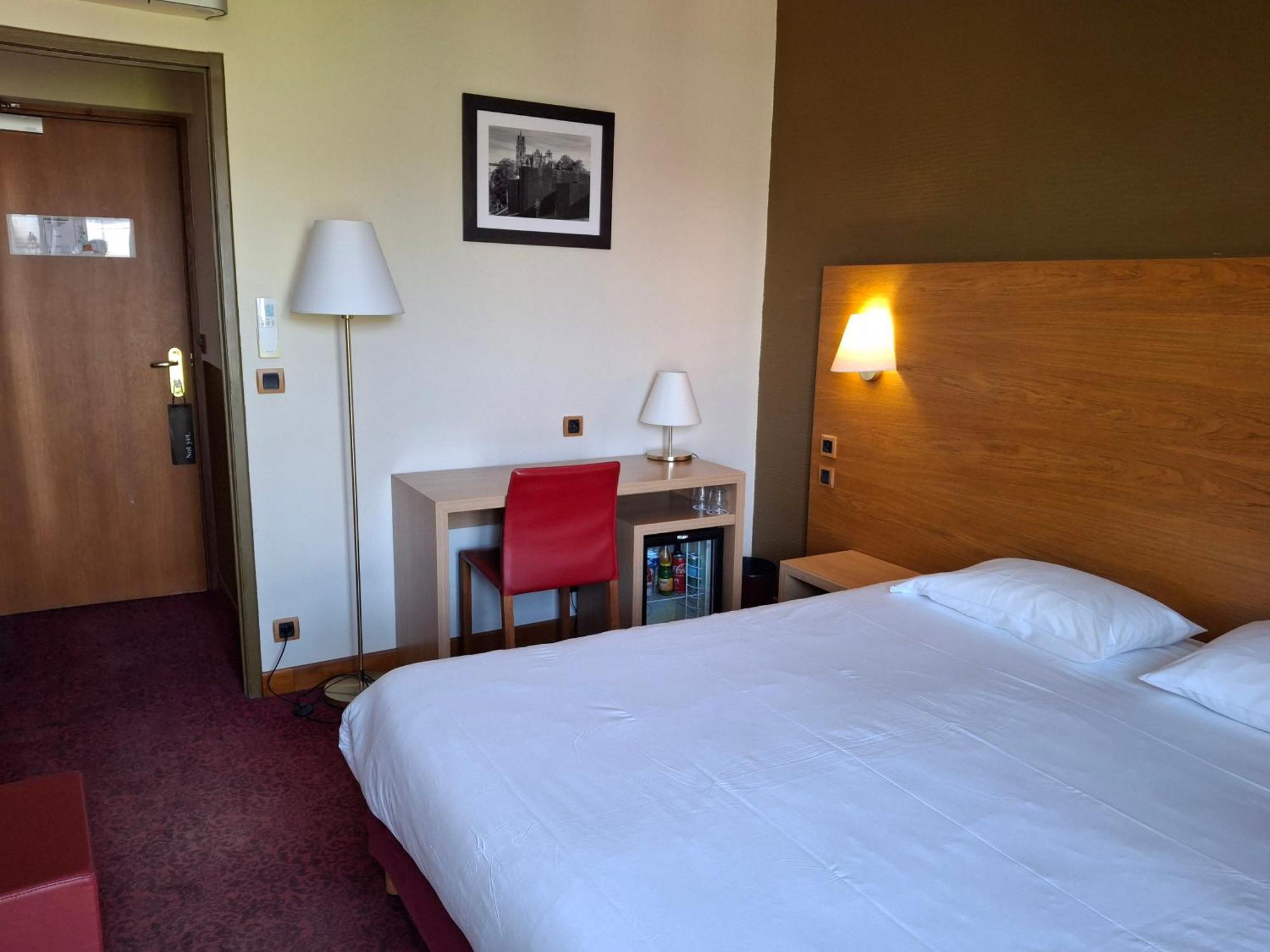 Hotel Tour Maje Родез Екстер'єр фото