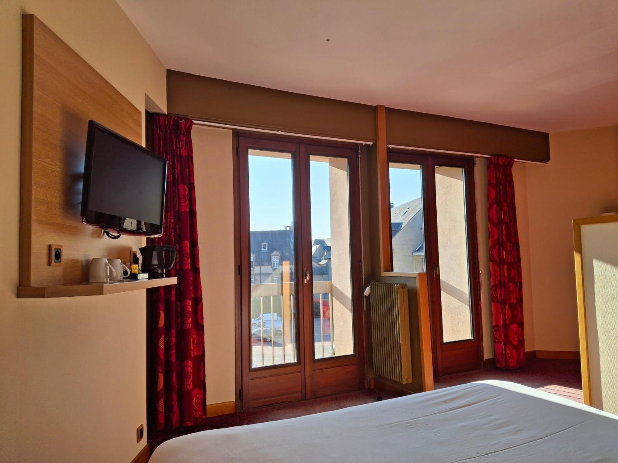 Hotel Tour Maje Родез Екстер'єр фото