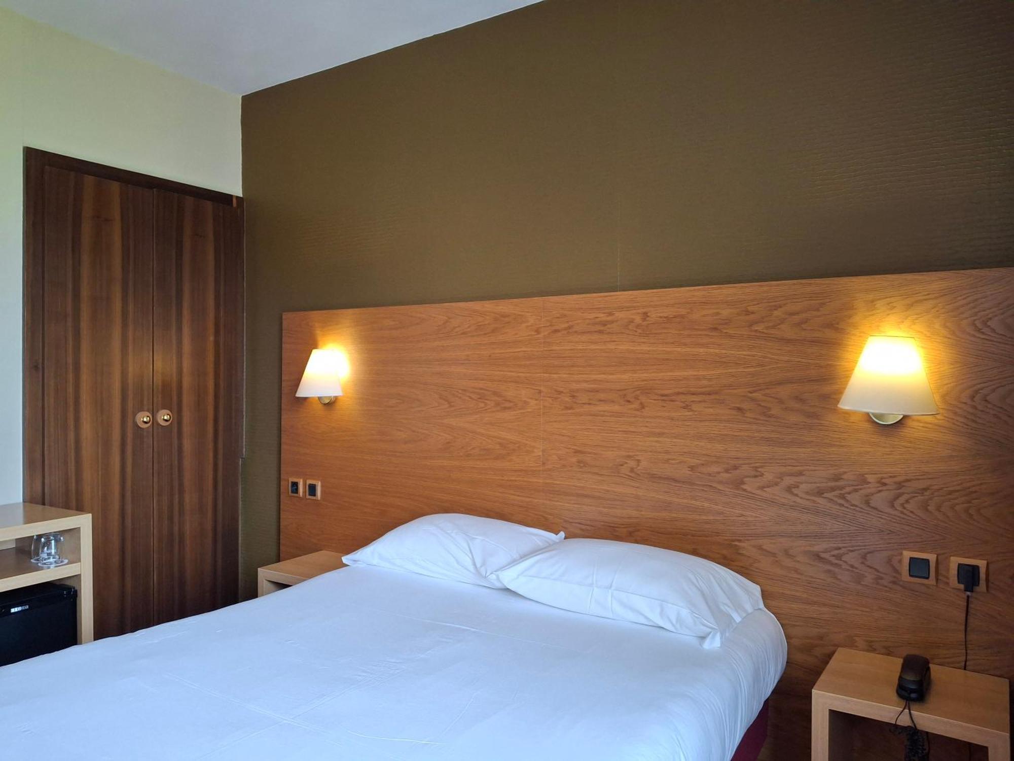 Hotel Tour Maje Родез Екстер'єр фото