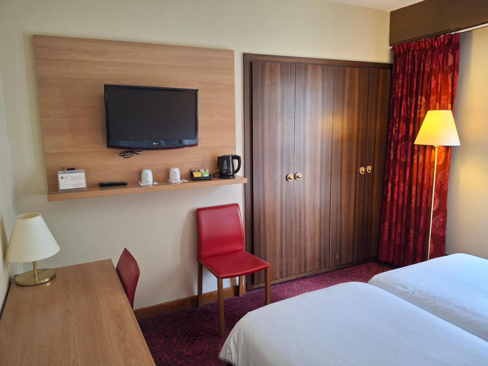 Hotel Tour Maje Родез Екстер'єр фото